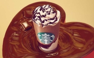 トリプル生チョコレートフラペチーノ